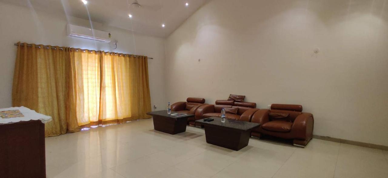 Vila Air 2Bhk Infinity Igatpuri Exteriér fotografie